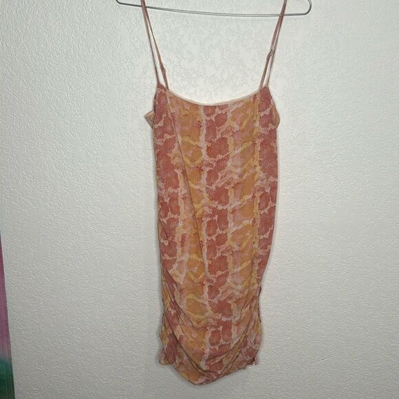 New Revolve LOVERS+FRIENDS Emmett Pink Snakeskin Ruched Ruffle Mini Dress Small - Picture 2 of 12
